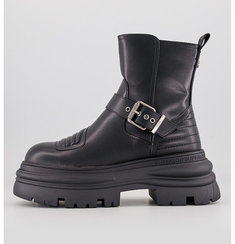 Боти от еко кожа с декоративна каишка с тока Buffalo