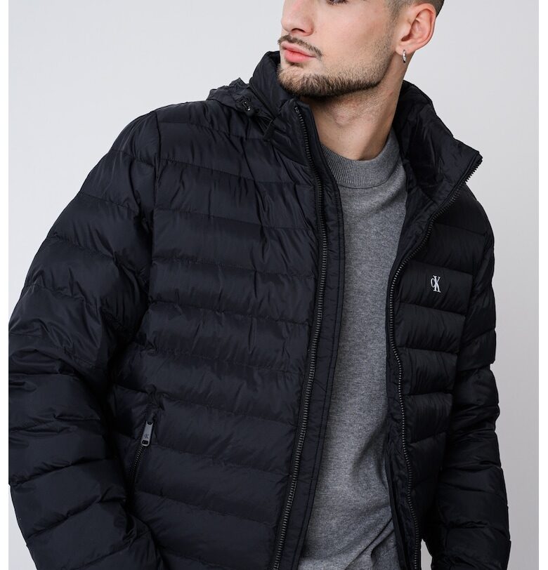 Ватирано яке с качулка - Черен CALVIN KLEIN JEANS