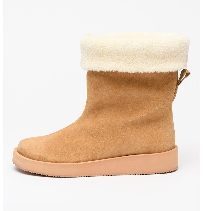 Велурени боти Zaralyn с пухена вата HUGO