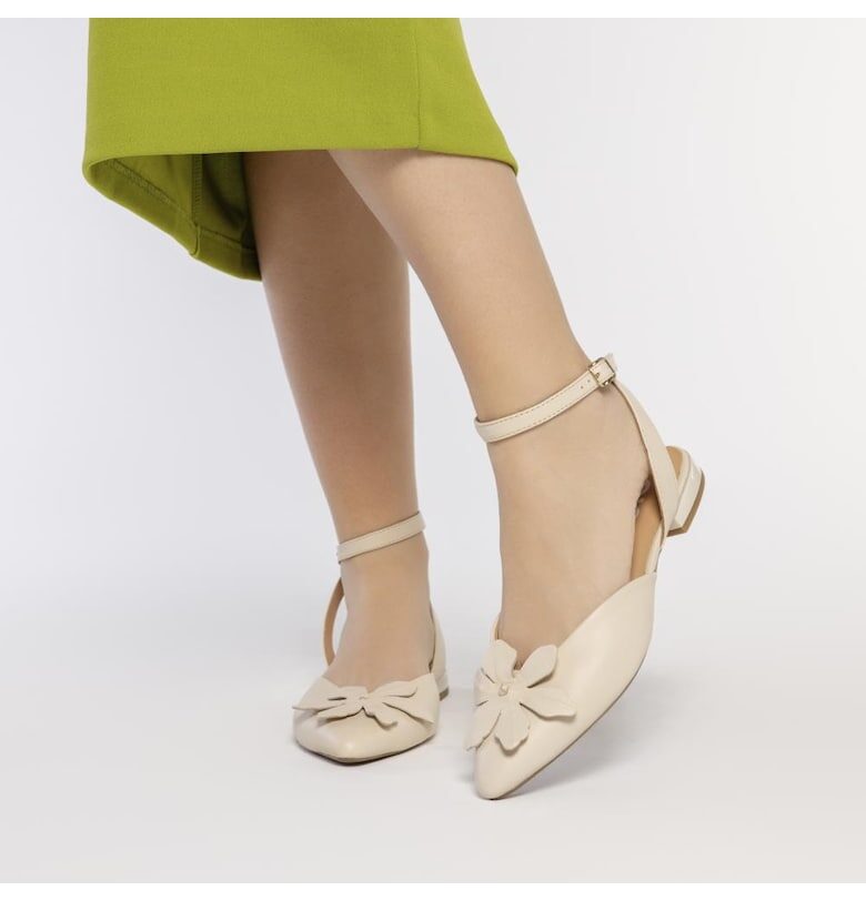 Велурени пантофки HOWEY 27853 с флорална апликация Gioseppo