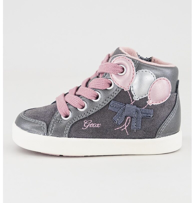 Велурени спортни обувки с апликации Geox