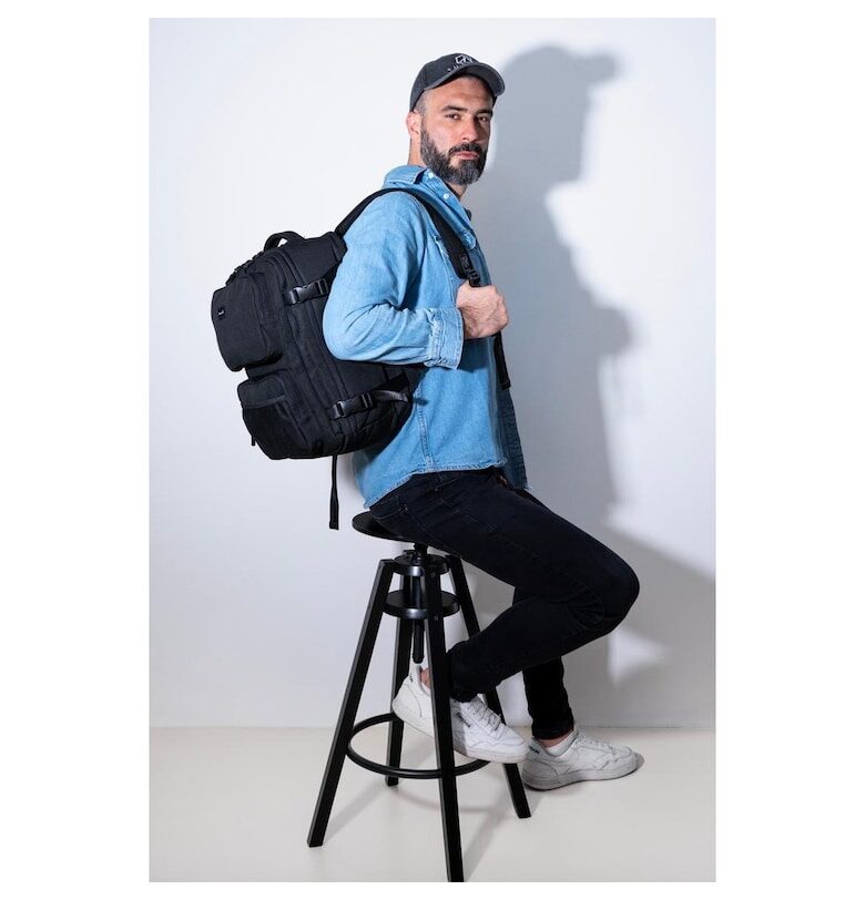 Водоустойчива раница с множество джобове и отделение за лаптоп Himawari