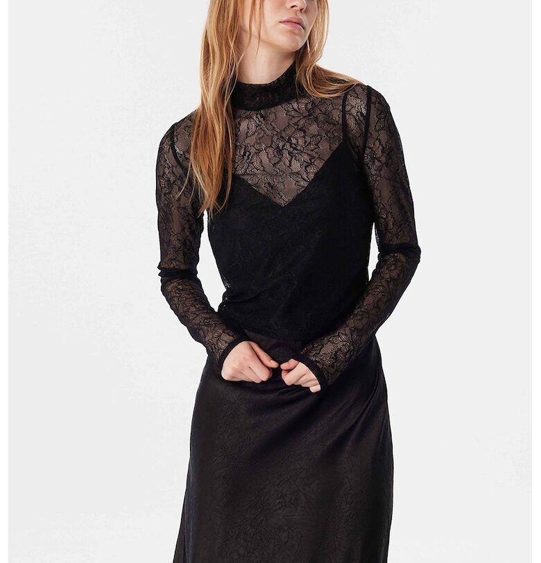 Вталена рокля TWIST