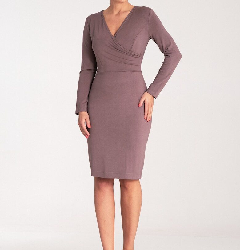 Вталена рокля -  семпла - елегантна - кафява - вискоза Figl