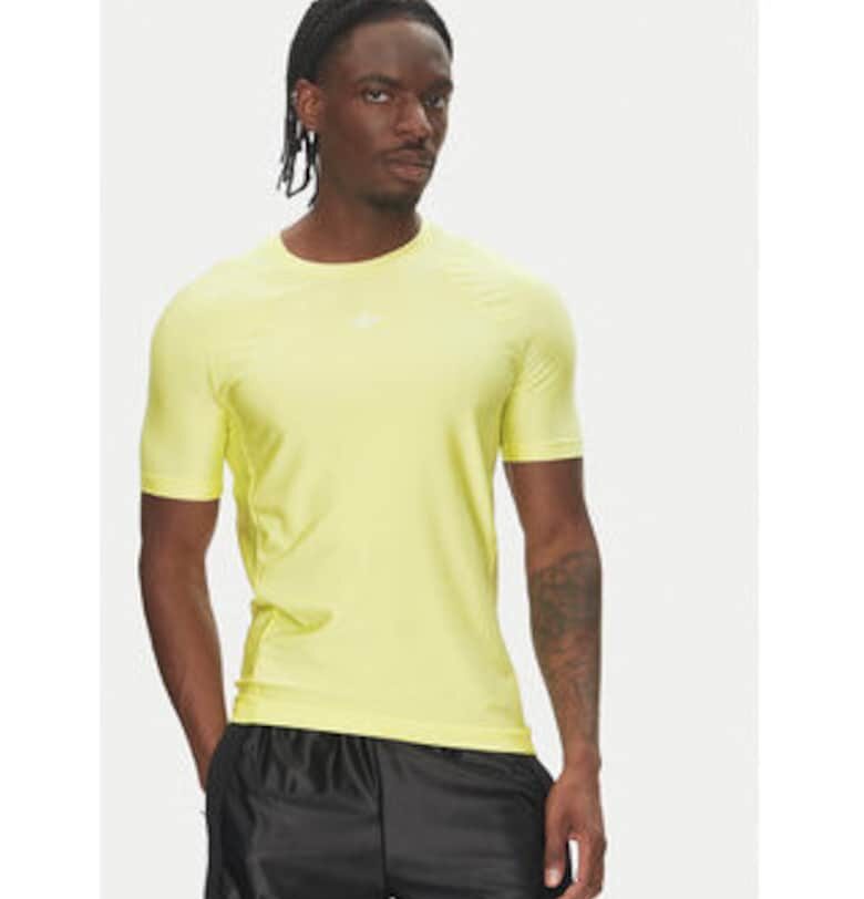 Вталена тениска с кръгло деколте adidas