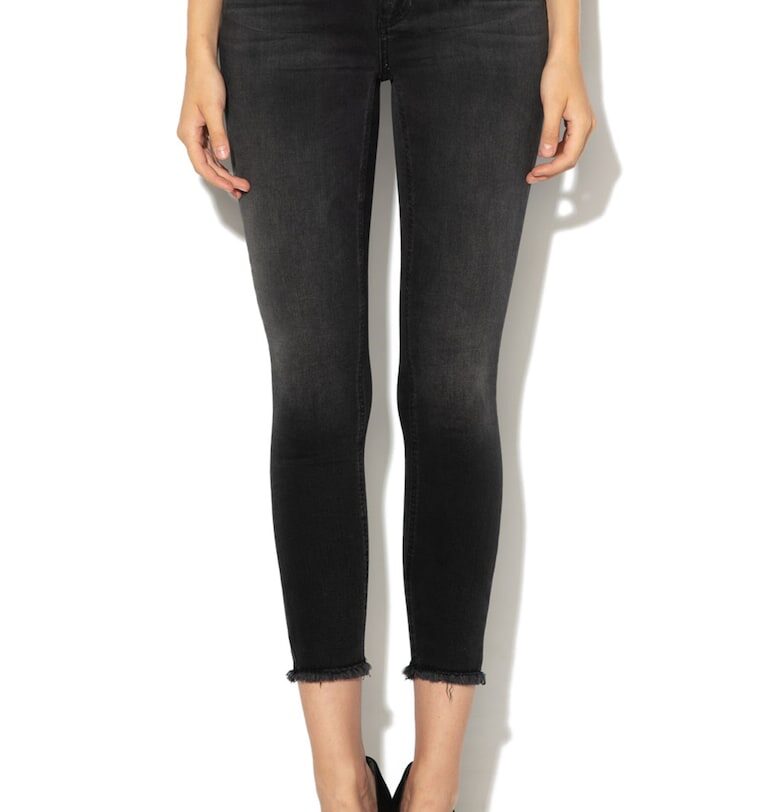 Вталени дънки Blush - Черен Only