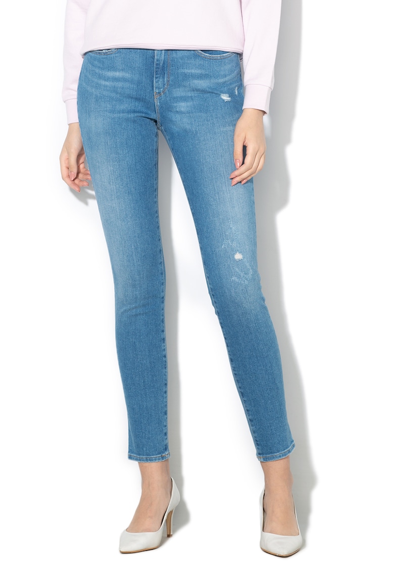 Вталени дънки с висока талия Wrangler