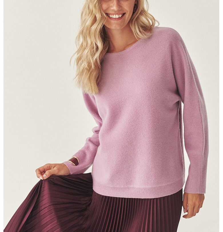 Вълнен пуловер с деколте-лодка - Лилав Tatuum