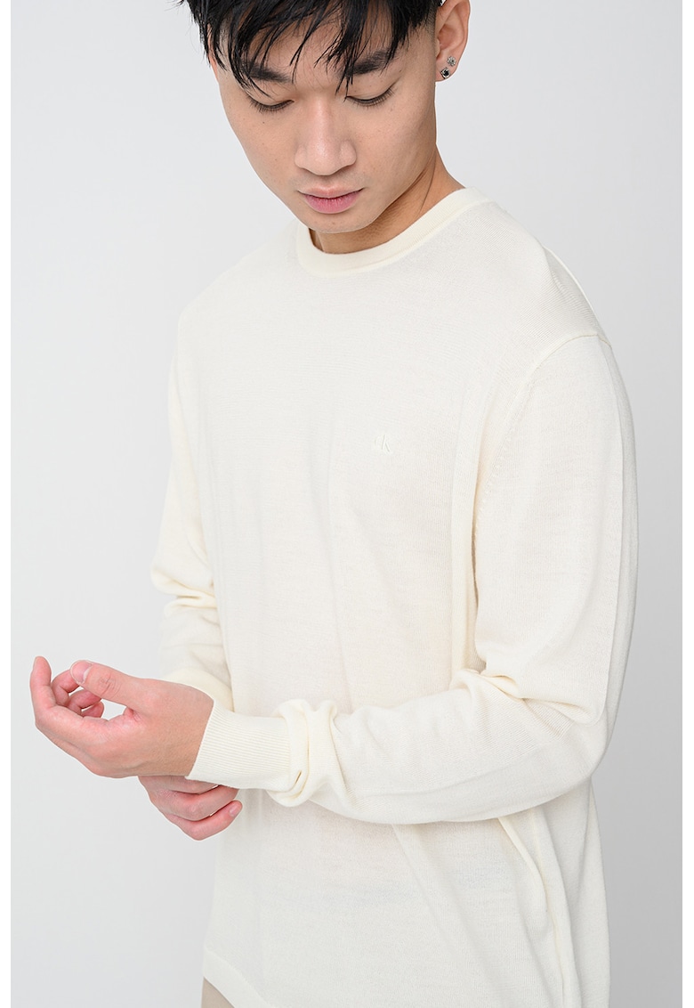 Вълнен пуловер с овално деколте - Крем CALVIN KLEIN