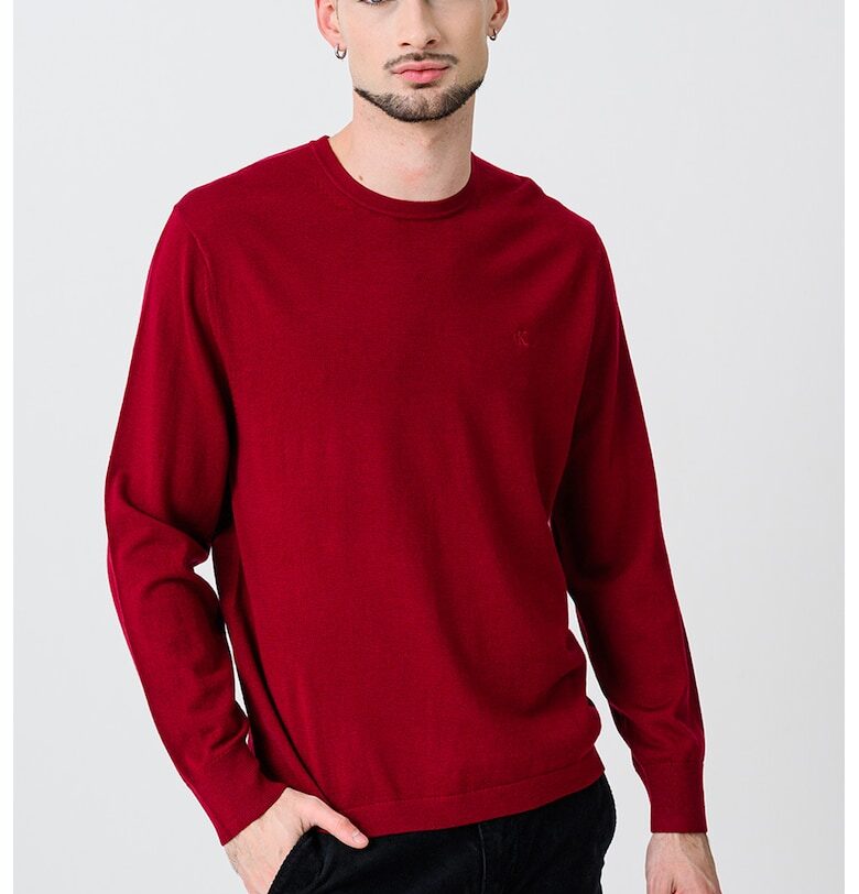 Вълнен пуловер с овално деколте - Тъмночервен CALVIN KLEIN