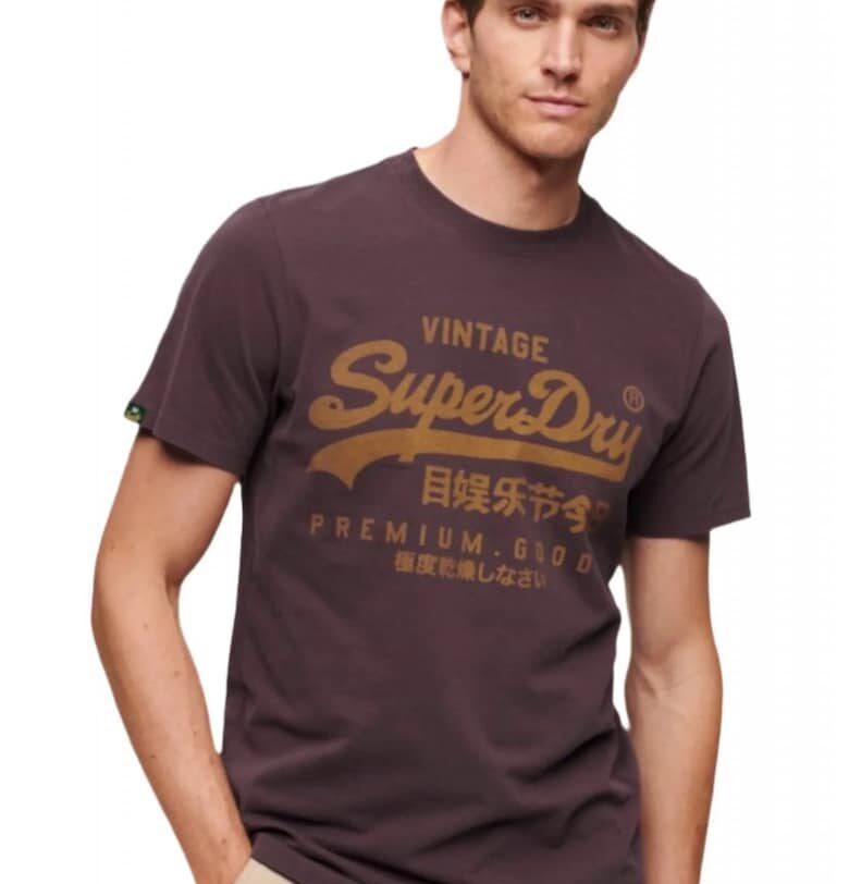 Графична тениска Superdry Vl Premium Goods - Бордо Superdry  Co