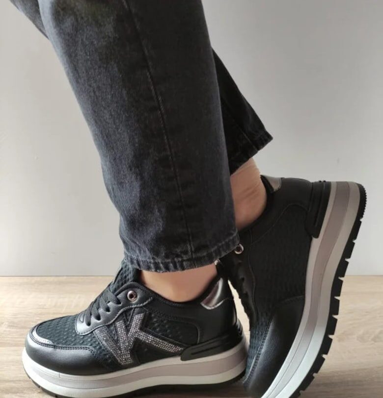 Дамски ежедневни обувки  Nd10510-1 - черни Jomix