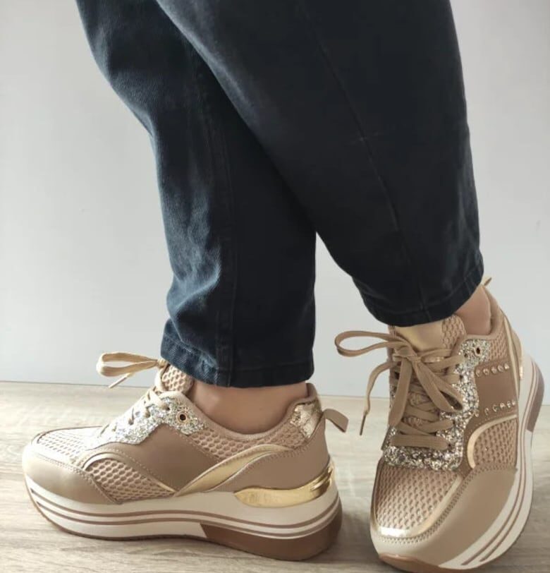 Дамски ежедневни обувки  Wsc250125-8 Бежови със златист Jomix