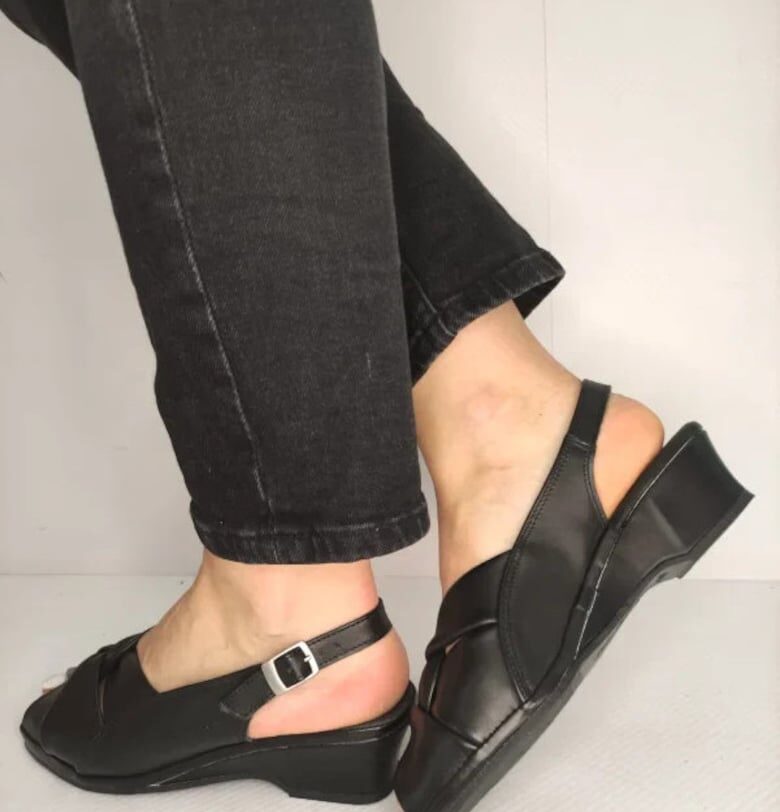 Дамски ежедневни сандали  0026T Roma 01-N Черни - Черни Suave