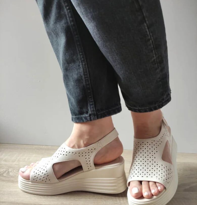 Дамски ежедневни сандали  140017A 52-N Бежов - Бежов - Pass