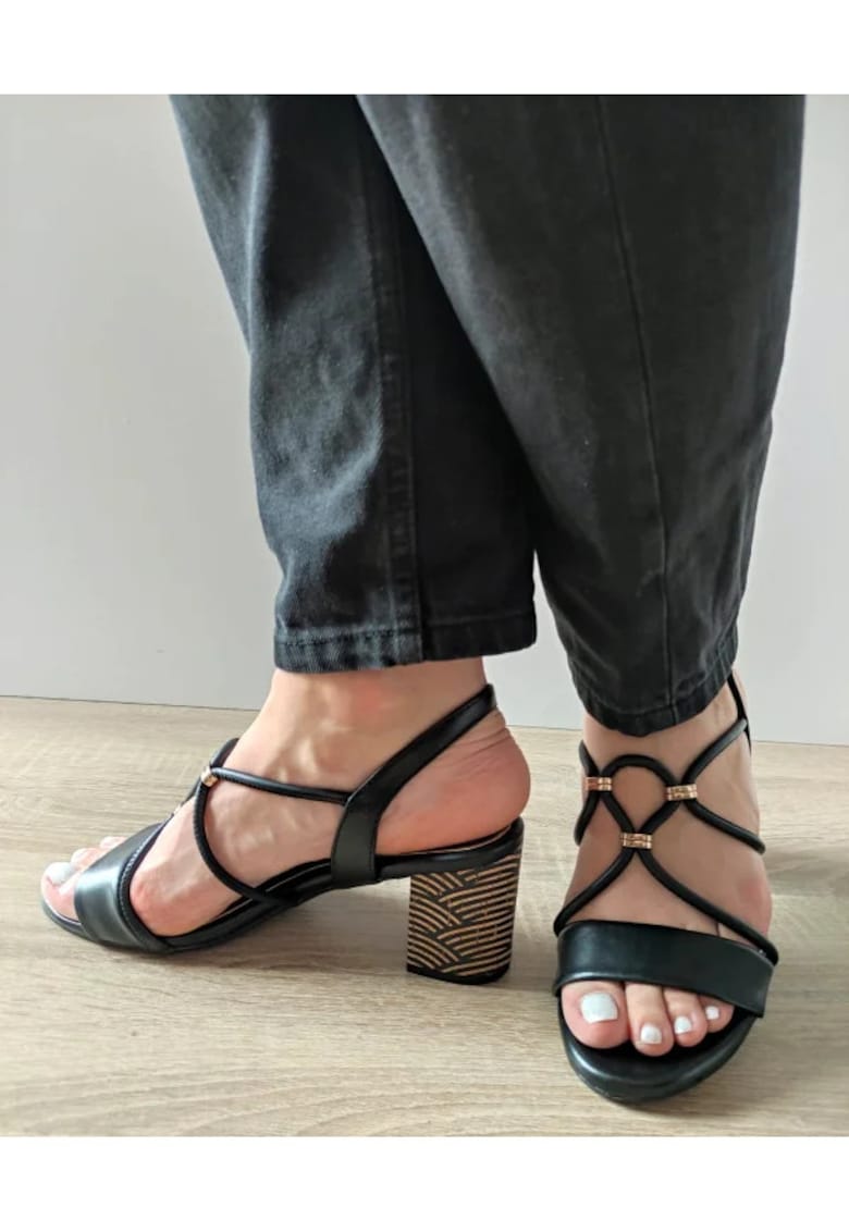 Дамски елегантни сандали 28311-44 - черни - Черни Marco Tozzi