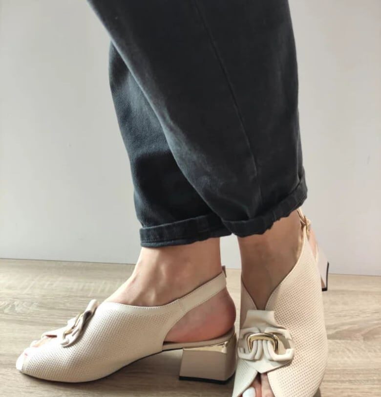 Дамски елегантни сандали  60016B 52-N Бежов - Бежов - Pass