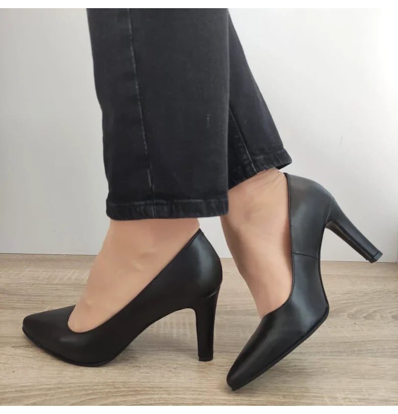 Дамски обувки  5121-4 - Елегантни черни PERLLA