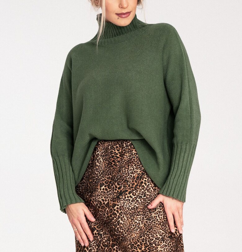 Дамски пуловер  елегантен - висока яка - зелен - деликатна материя - SM Figl