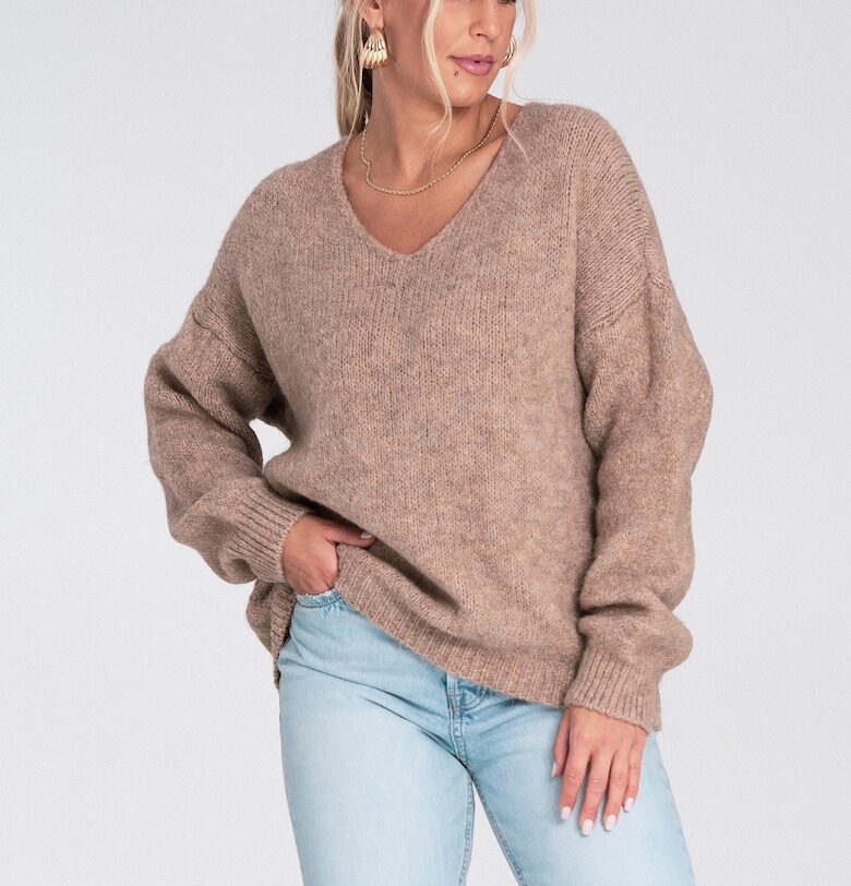 Дамски пуловер -  овърсайз - V-образно деколте - бежов - синтетична плетка Figl