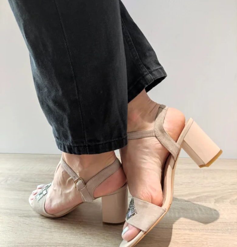 Дамски сандали  360004A 03-I Елегантни - Бежов велур Epica