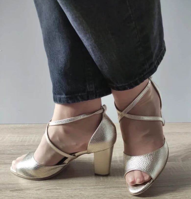 Дамски сандали  38336 - Елегантни - Златист Antonio