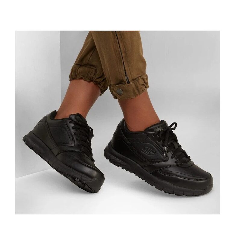 Дамски спортни обувки  77235 Ec Black - 41 - черни Skechers