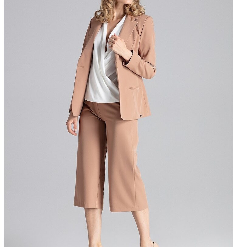 Дамско яке  кафяво - 65% полиестер - 35% вискоза - размер Figl