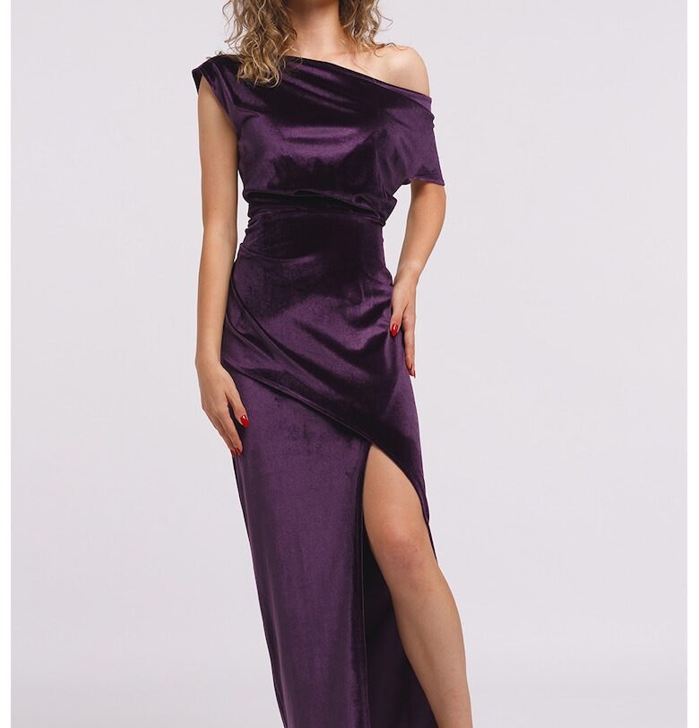 Дълга кадифена рокля с едно рамо и цепка CAMISSI