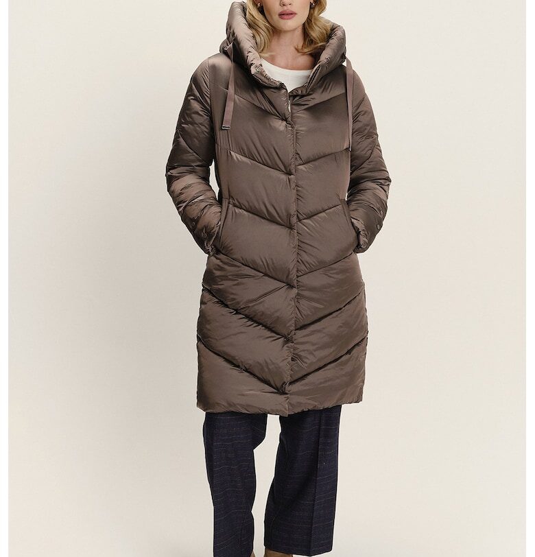 Дълго зимно яке с качулка GreenPoint