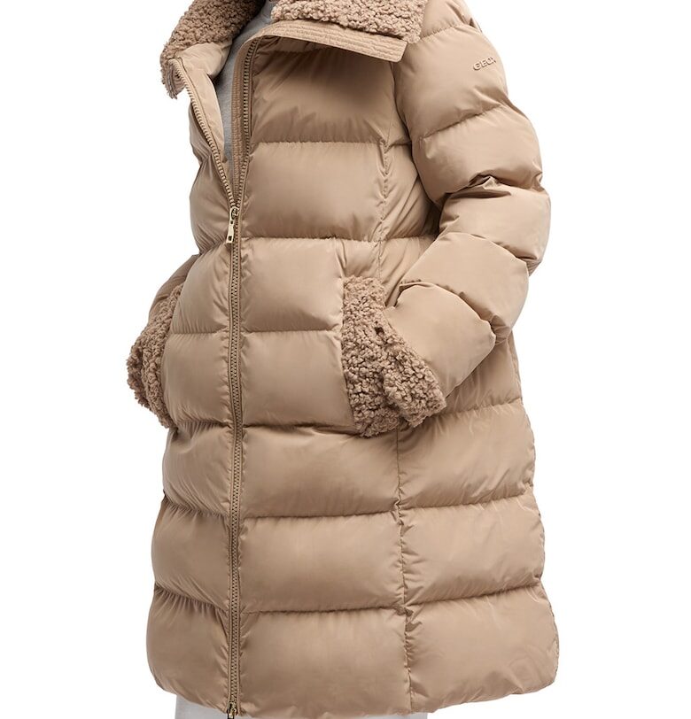 Дълго капитонирано зимно яке с джобове - Бежов Geox