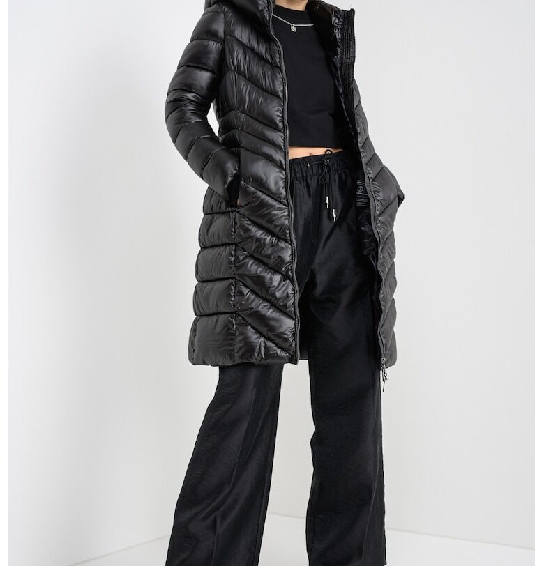 Дълго капитонирано зимно яке с качулка - Черен DKNY