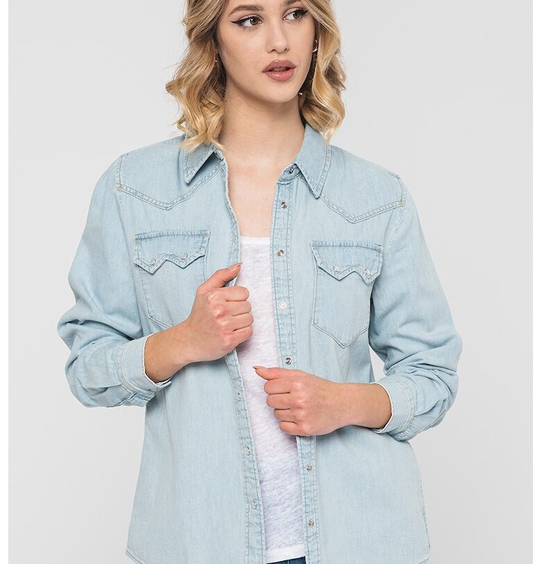 Дънкова риза с джобове на гърдите - Светлосин United Colors of Benetton