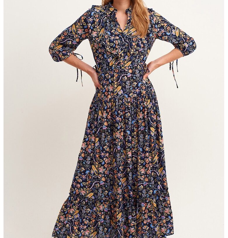 Дънлга рокля с набирания OXXO