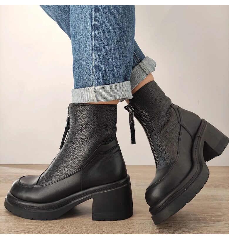 Ежедневни дамски боти  018 40392 - Черни DOGATI