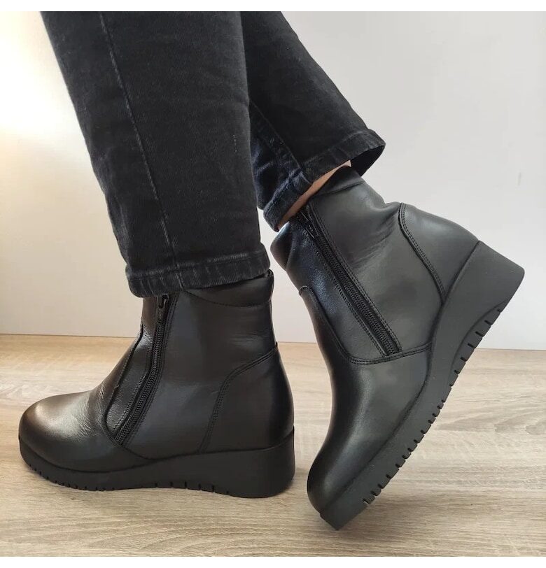 Ежедневни дамски боти  147837 Black - Черни Nicolis