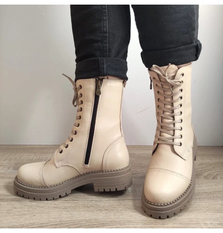 Ежедневни дамски боти  319 Beige - бежови Caspian