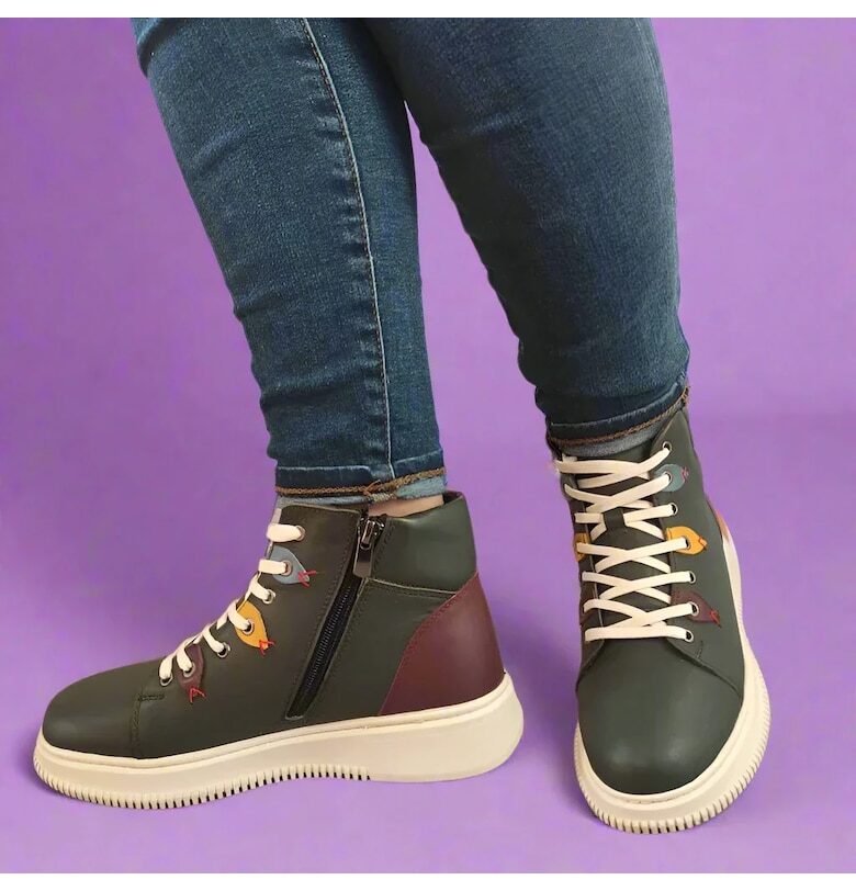 Ежедневни дамски боти  4016 Khaki - Каки Caspian