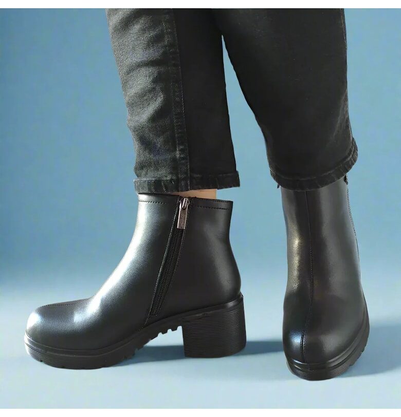 Ежедневни дамски боти  550007A 01-N черни - черни Pass