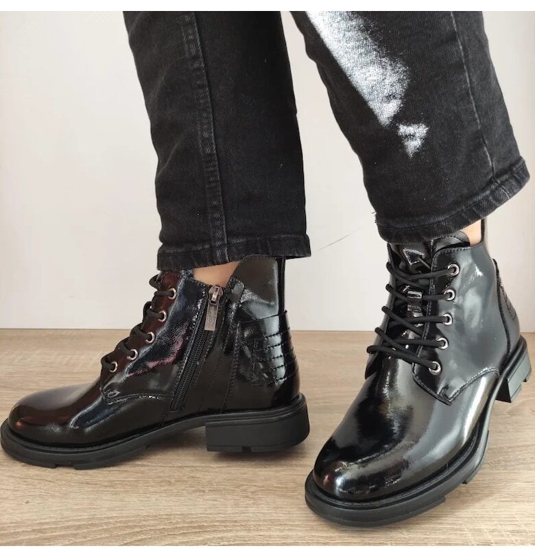 Ежедневни дамски ботуши  150067D 01-L черен лак - черен Pass