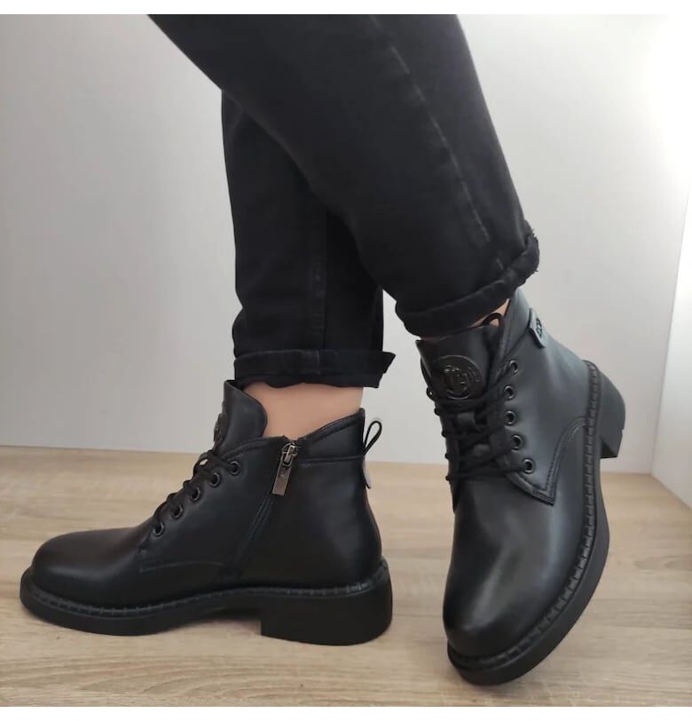 Ежедневни дамски ботуши  550026A 01-N черни - черни Pass