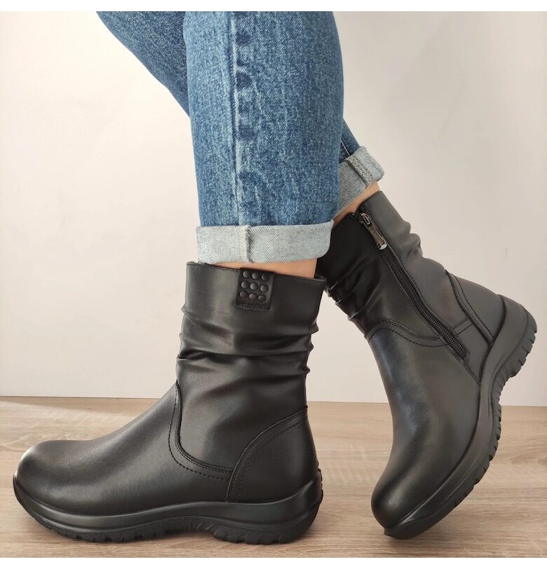 Ежедневни дамски ботуши Karisma