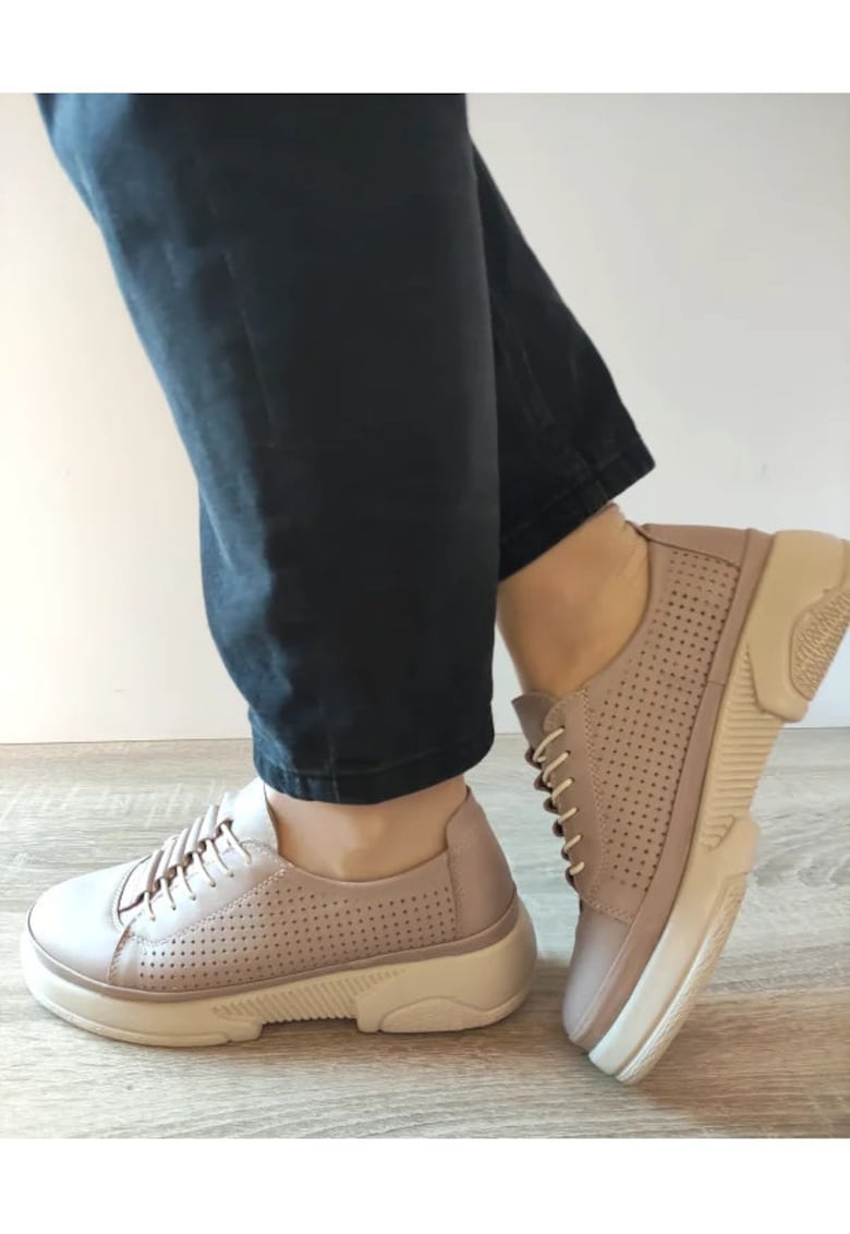 Ежедневни дамски обувки 053 24100 Сиво-бежови DOGATI