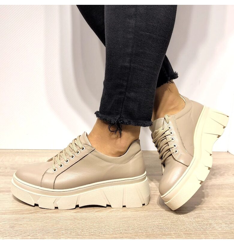 Ежедневни дамски обувки  1649-8 бежово - бежово PERLLA