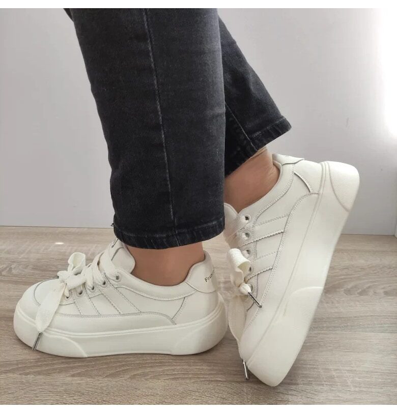 Ежедневни дамски обувки  3A992-1 Бели (Към Кремави) - Бял FRANCO GERARDO