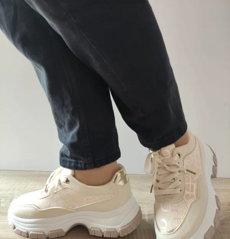 Ежедневни дамски обувки  Wsc250722-7 Бежови Jomix