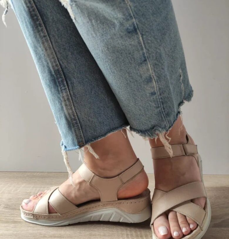 Ежедневни дамски сандали  05-6100 - Бежови BIO FLEX