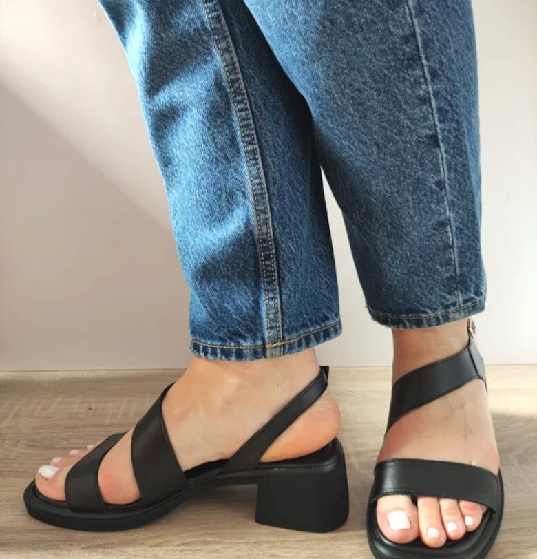 Ежедневни дамски сандали  054 Piko-8 черни DOGATI