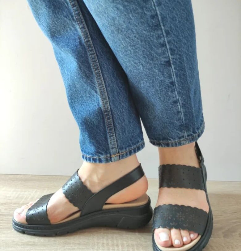 Ежедневни дамски сандали  12514Gt Mostar 01-N черни Suave