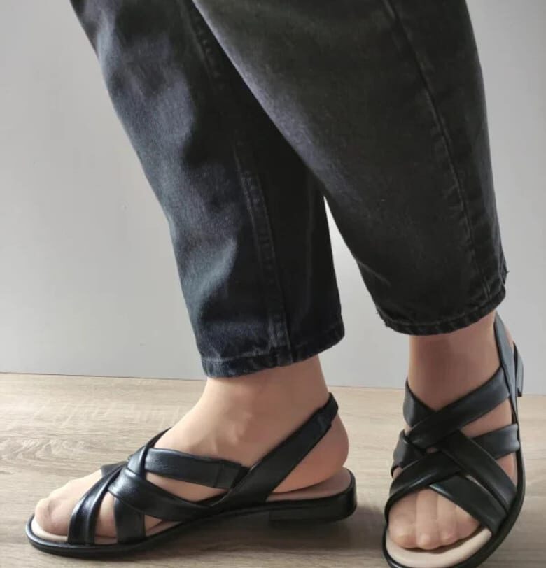 Ежедневни дамски сандали  28101-44 Черни Caprice